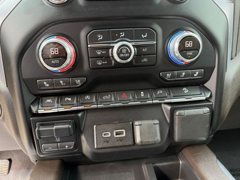 Used 2019 GMC Sierra 1500 SLT image 27