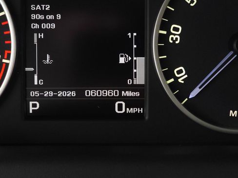 Used 2016 Land Rover LR4 HSE LUX AWD/4WD image 22