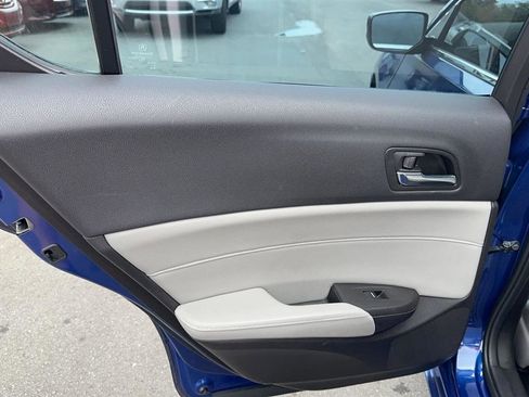 Used 2018 Acura ILX image 23