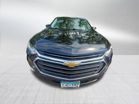 Used 2019 Chevrolet Traverse Premier AWD/4WD image 2