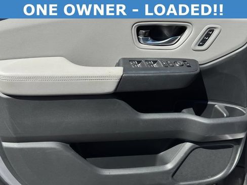 Used 2025 Honda Pilot Touring image 15