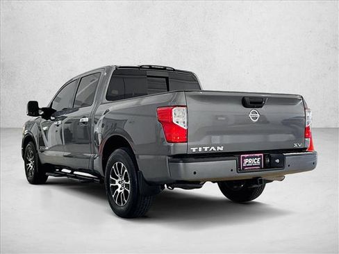 Used 2021 Nissan Titan SV w/ SV Convenience Package RWD image 13