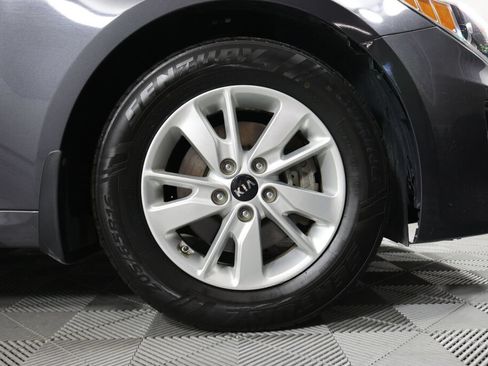 Used 2018 Kia Optima LX FWD image 6