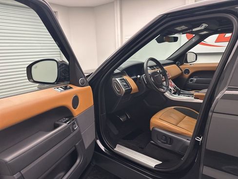 Used 2021 Land Rover Range Rover Sport HSE Dynamic image 5