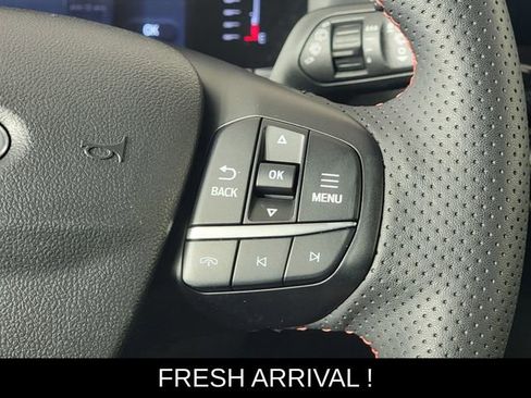 Used 2023 Ford Escape ST-Line w/ Tech Pack #1 AWD/4WD image 28