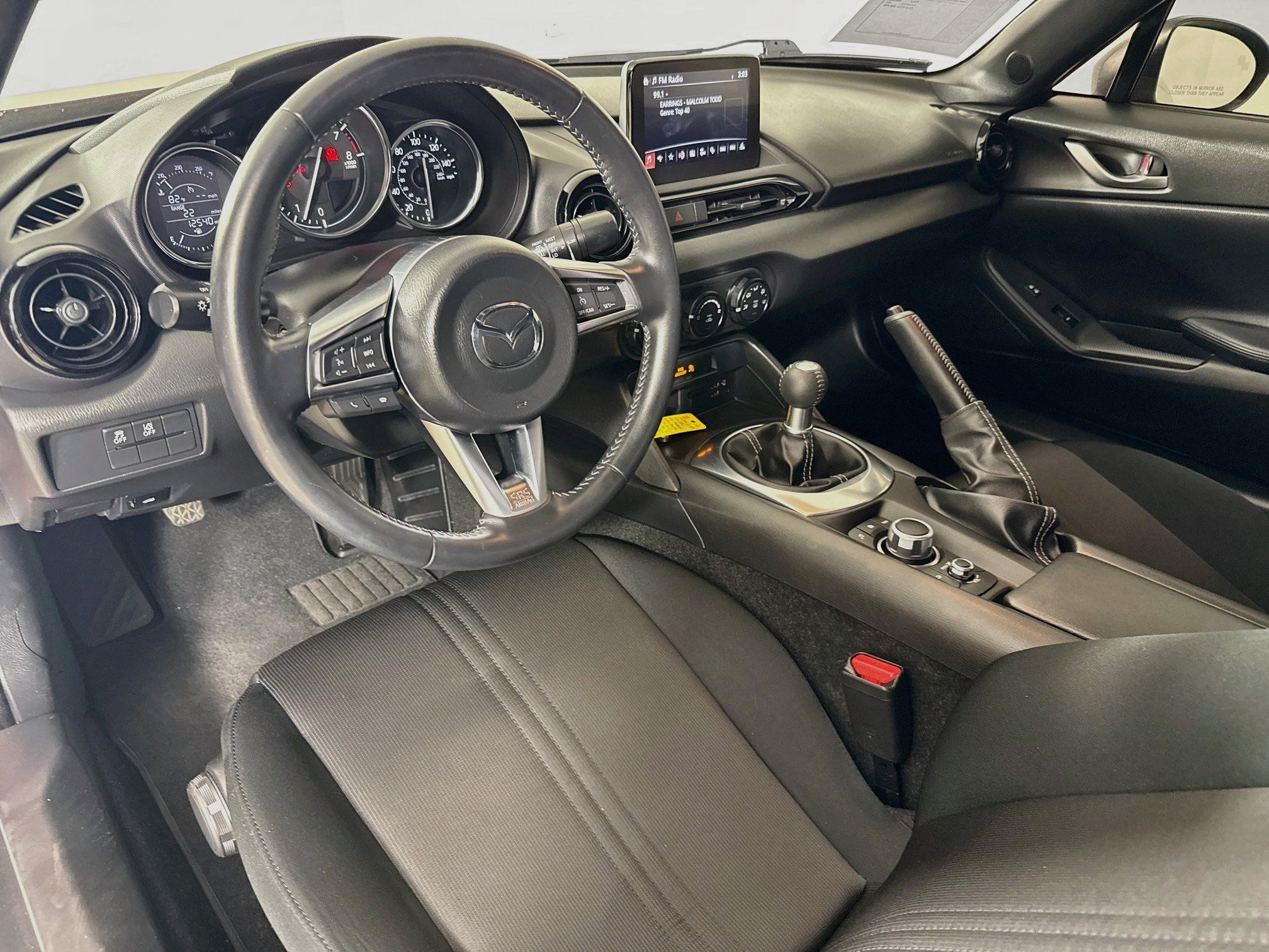 Used 2021 MAZDA MX-5 Miata Sport RWD image 10