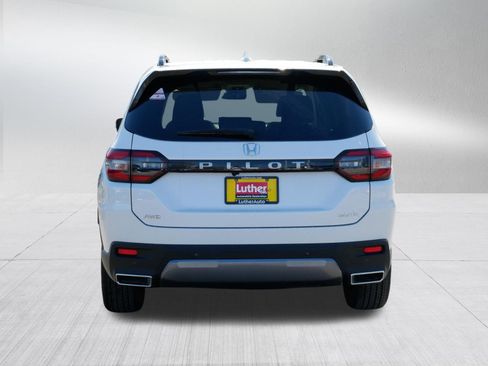 Certified 2026 Honda Pilot Elite image 6