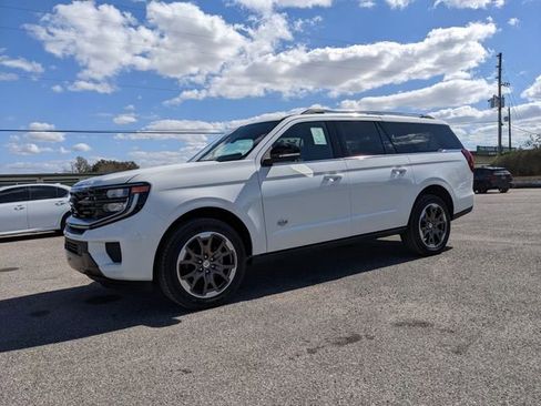 New 2026 Ford Expedition Max King Ranch image 8