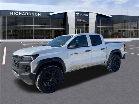 Used 2024 Chevrolet Colorado Trail Boss w/ Advanced Trailering Package image 1