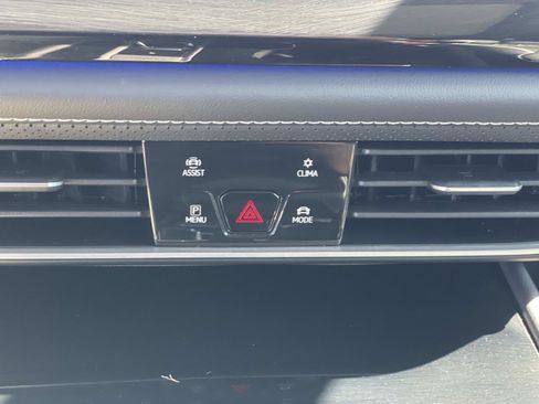 Certified 2026 Volkswagen Atlas SEL Premium R-Line AWD/4WD image 16