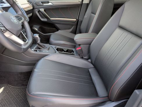 Used 2024 Volkswagen Tiguan Wolfsburg Edition FWD image 26