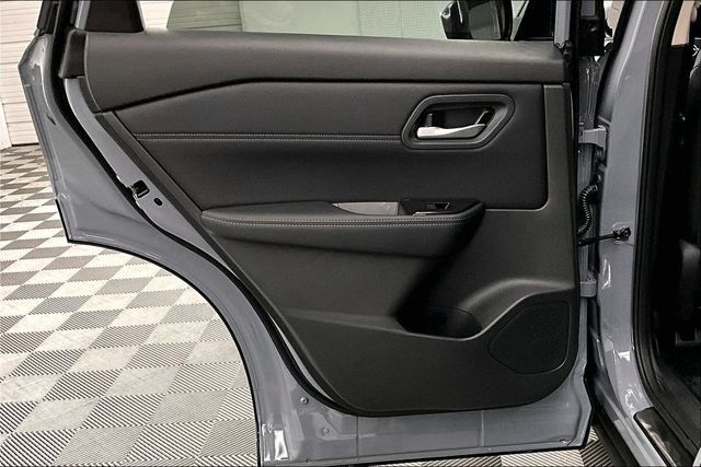 New 2026 Nissan Rogue Dark Armor FWD image 32