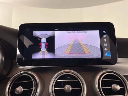 Used 2022 Mercedes-Benz GLC 300 GLC 300 image 21