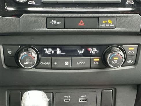 Used 2024 Nissan Frontier PRO-4X w/ Technology Package image 14