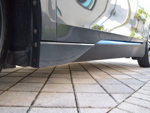 Used 2014 BMW i3 w/ Range Extender image 28