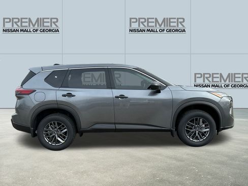 New 2026 Nissan Rogue S image 4