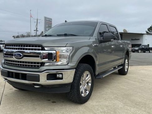 Used 2019 Ford F150 XLT w/ Equipment Group 302A Luxury image 2