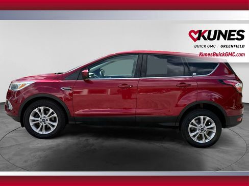 Used 2017 Ford Escape SE FWD image 5