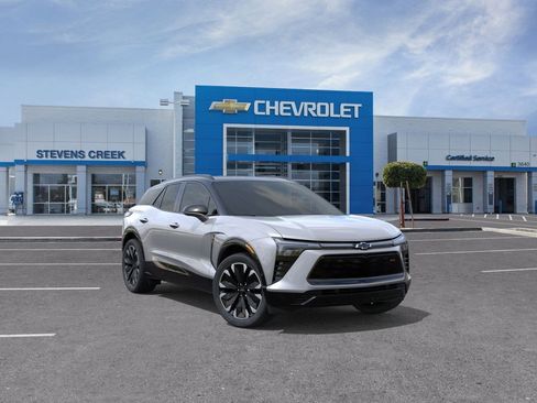 New 2026 Chevrolet Blazer EV RS image 9