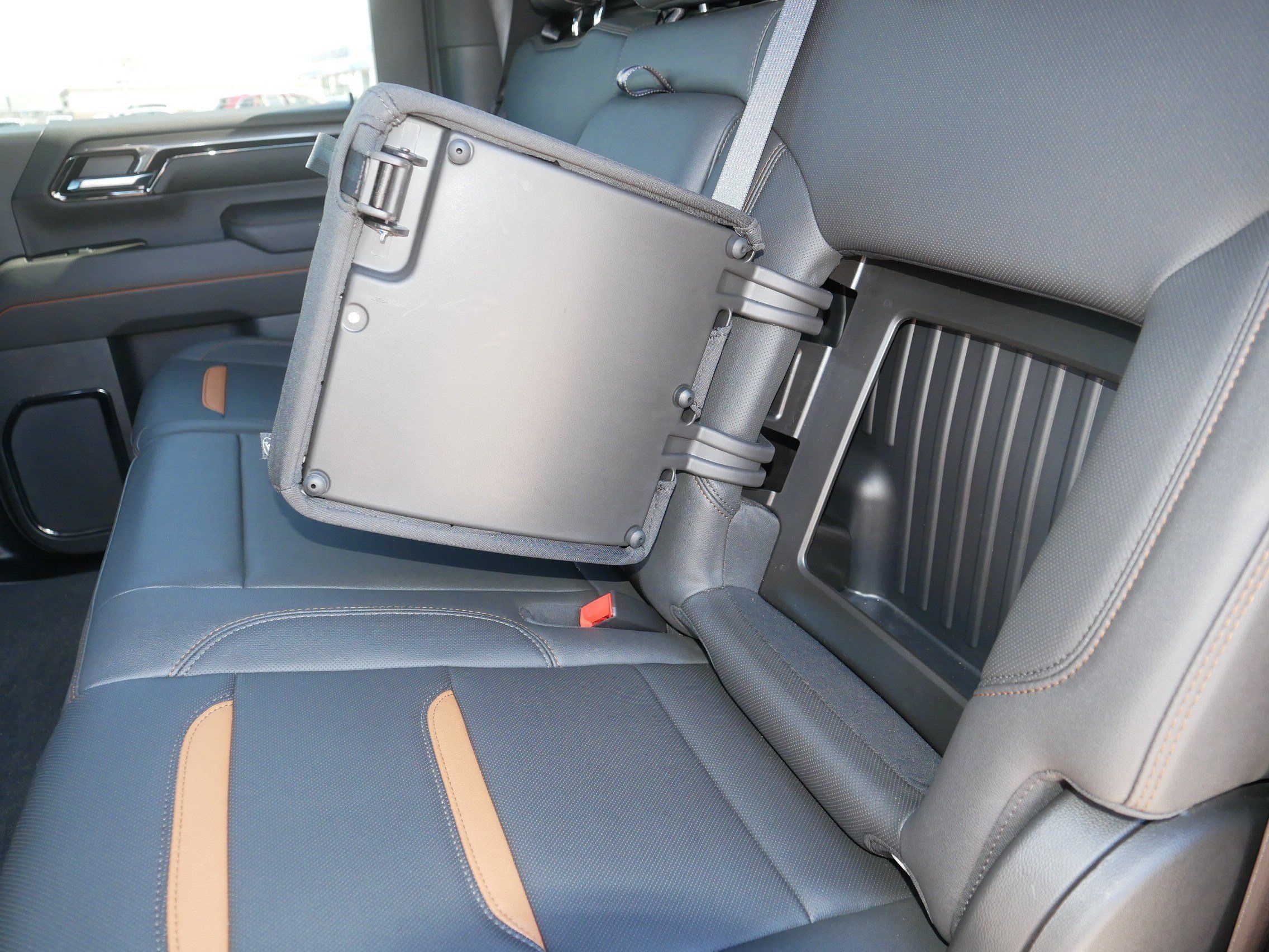 Used 2024 GMC Sierra 2500 AT4 w/ AT4 Premium Plus Package AWD/4WD image 37