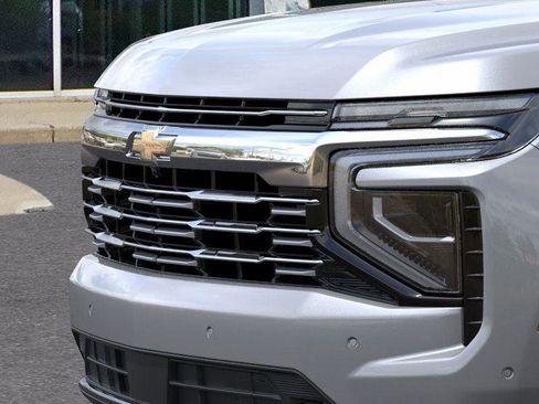 New 2026 Chevrolet Suburban Premier image 13