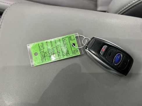 Used 2024 Subaru Legacy Limited w/ Popular Package #2 AWD/4WD image 12