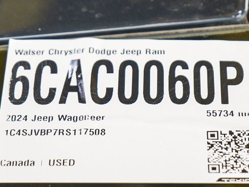 Used 2024 Jeep Wagoneer Series II AWD/4WD image 29