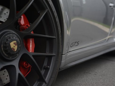 Used 2018 Porsche 911 Carrera GTS RWD image 29