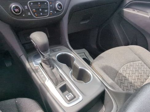 Used 2024 Chevrolet Equinox LT FWD image 19