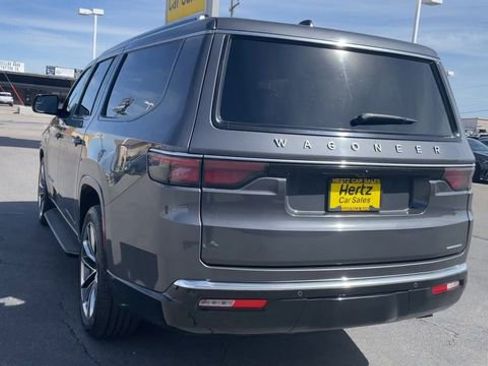 Used 2024 Jeep Wagoneer L Series II w/ Premium Group I image 8