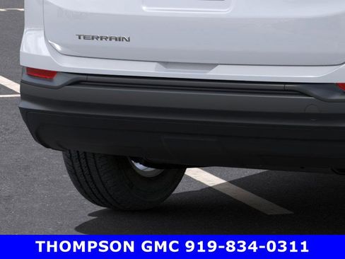 New 2023 GMC Terrain SLE image 14