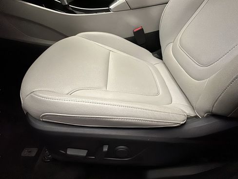 Certified 2025 Hyundai Tucson SEL image 10