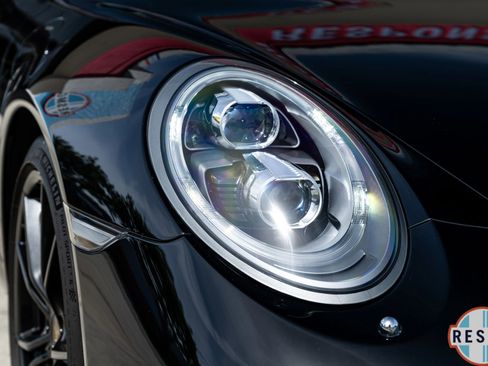 Used 2017 Porsche 911 Carrera S RWD image 22