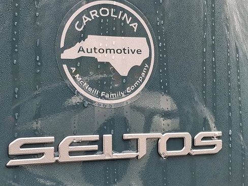 New 2026 Kia Seltos EX image 11