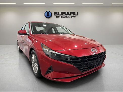 Used 2023 Hyundai Elantra SE image 7