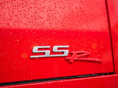 Used 2003 Chevrolet SSR w/ Preferred Equipment Group image 7