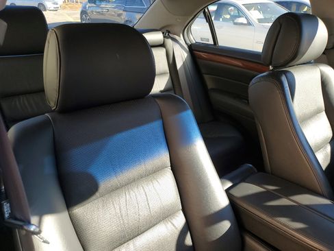 Used 2007 Acura RL image 25