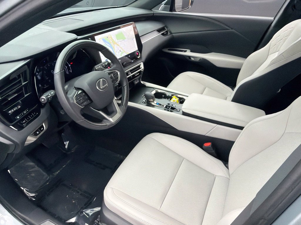 Used 2024 Lexus RX 350 Premium w/ Cold Area Package AWD/4WD image 11