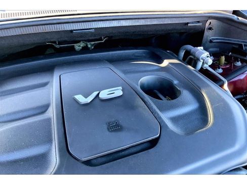 Used 2017 Jeep Grand Cherokee Trailhawk w/ Trailhawk Luxury Group AWD/4WD image 34