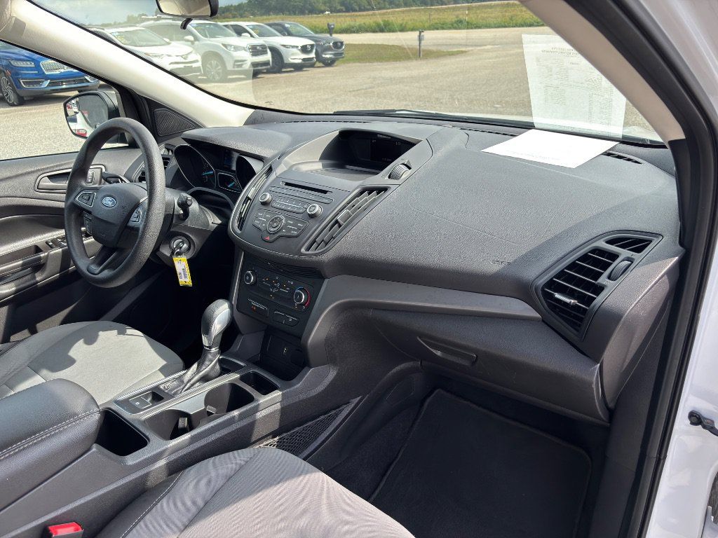 Used 2017 Ford Escape S FWD image 23