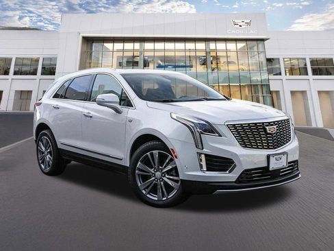 Used 2026 Cadillac XT5 Premium Luxury w/ Driver Assist Package AWD/4WD image 3
