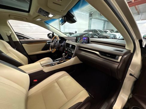 Used 2018 Lexus RX 350 FWD w/ Premium Package image 26