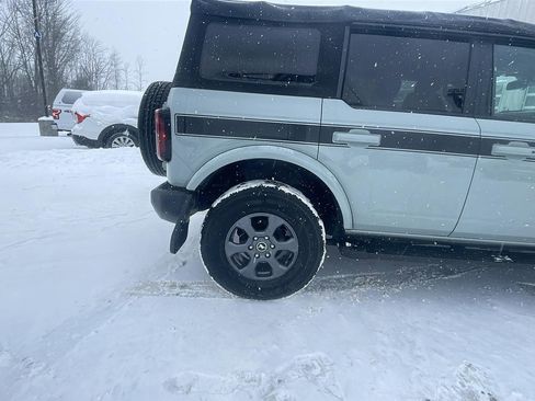 Used 2022 Ford Bronco Outer Banks image 25