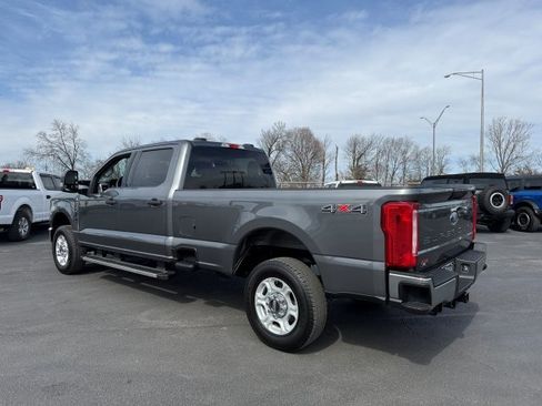 Used 2025 Ford F250 XLT AWD/4WD image 5