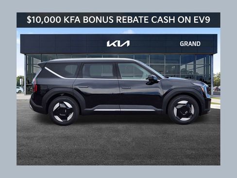 New 2026 Kia EV9 Wind image 1