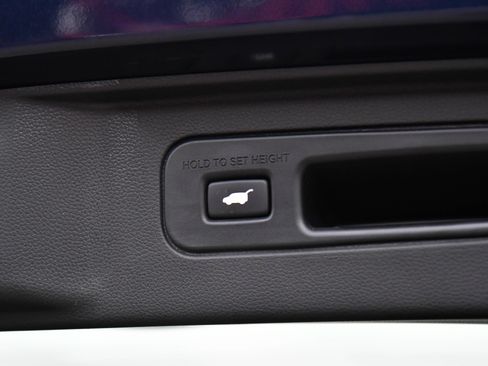 Used 2024 Honda Pilot EX-L image 45