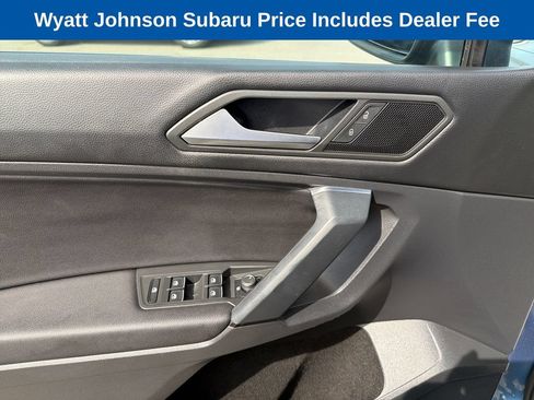 Used 2019 Volkswagen Tiguan SE w/ Panoramic Sunroof Package FWD image 20