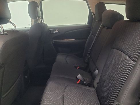 Used 2018 Dodge Journey SE FWD image 18