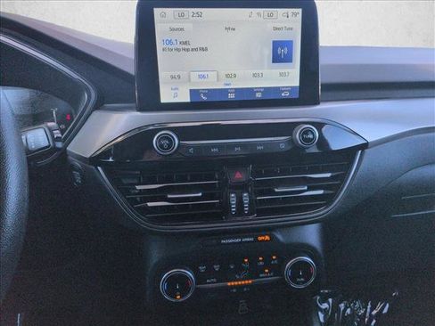 Used 2025 Ford Escape Active image 14