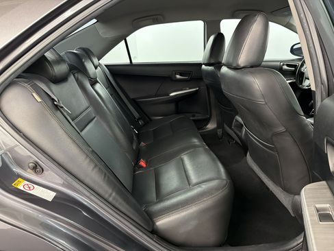 Used 2014 Toyota Camry SE FWD image 27